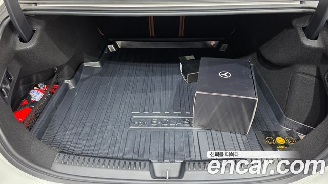 Mercedes-Benz E-Class 2026 — photo 20