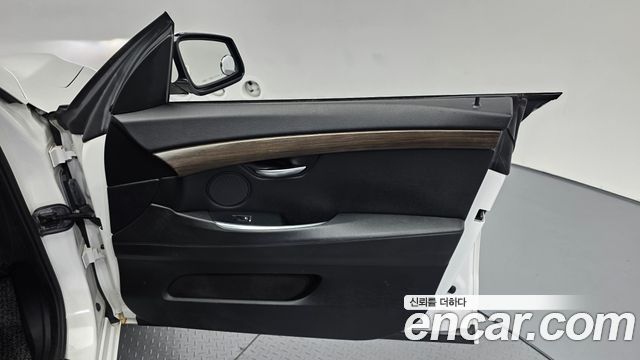 BMW Gran Turismo 2013 — photo 15