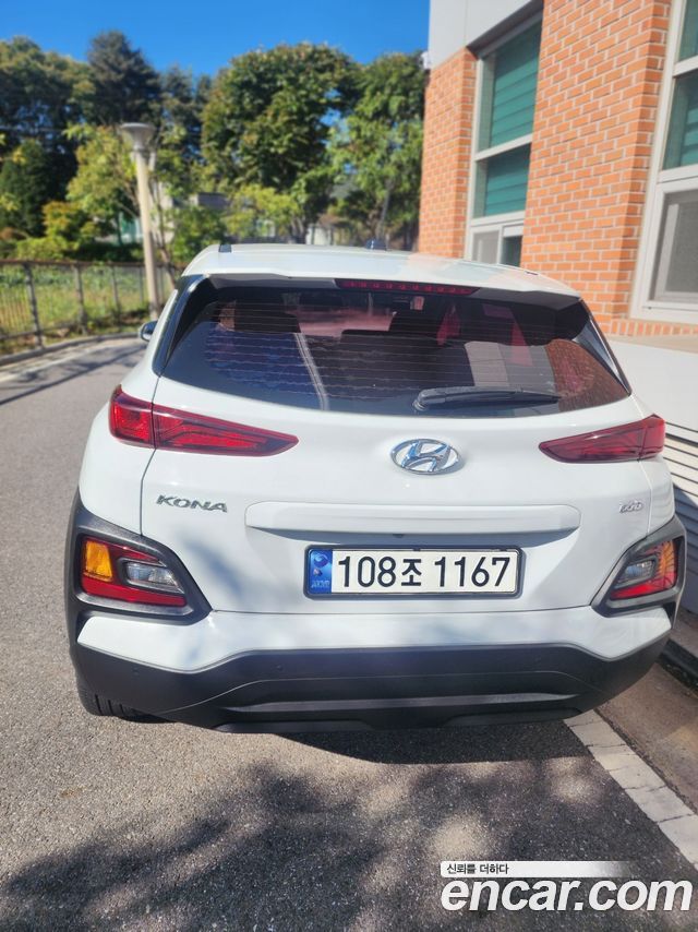 Hyundai Kona 2018 — photo 2