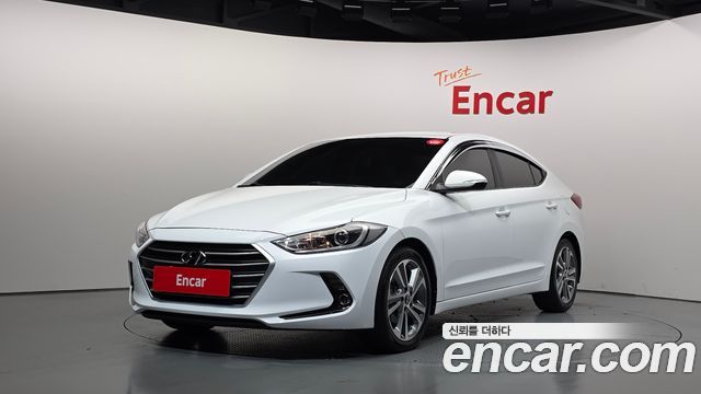 Hyundai AVANTE 2018 — photo 1