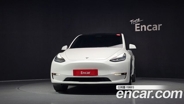 Tesla Model Y 2021 — photo 3