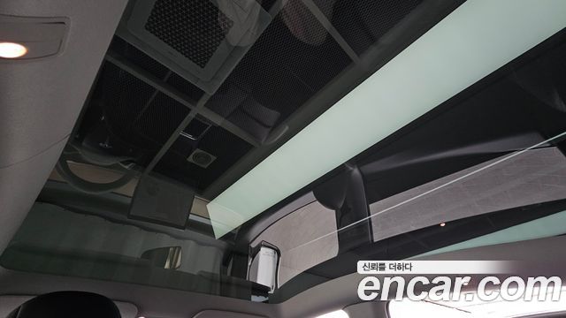 Tesla Model Y 2021 — photo 22