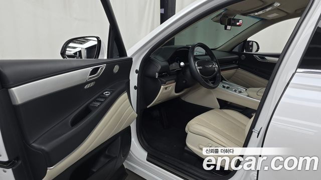 Genesis GV80 2023 — photo 13