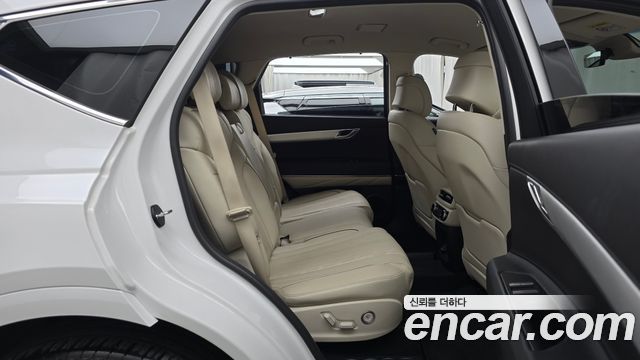 Genesis GV80 2023 — photo 17