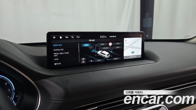 Genesis GV80 2023 — photo 20
