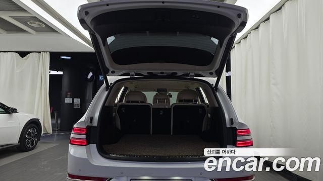 Genesis GV80 2023 — photo 23