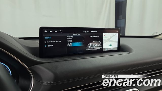 Genesis GV80 2023 — photo 30