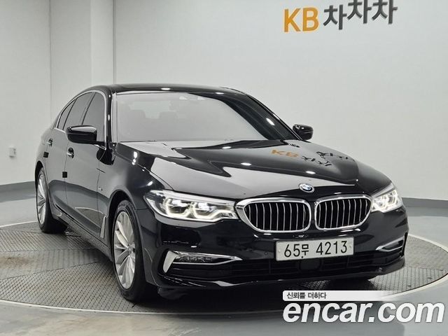 BMW 5-Series 2018 — photo 4