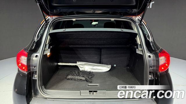 Renault Korea QM3 2015 — photo 26