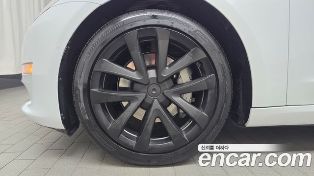 Tesla Model 3 2022 — photo 5