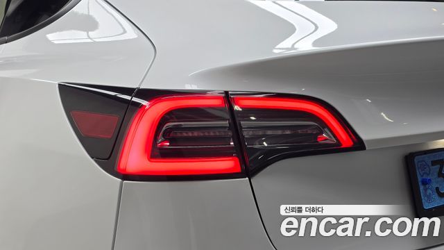 Tesla Model 3 2022 — photo 9