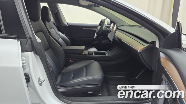 Tesla Model 3 2022 — photo 16