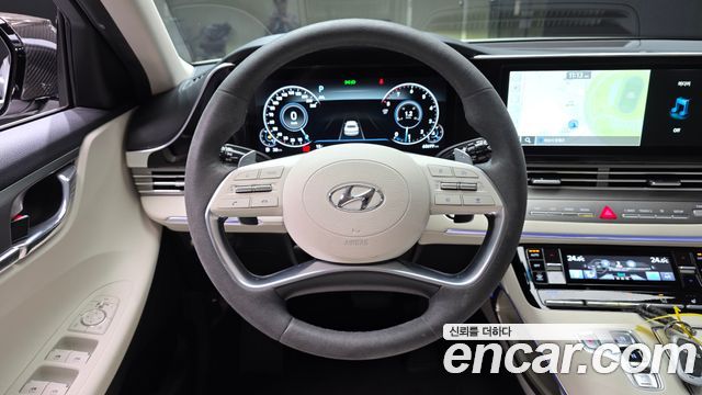Hyundai Grandeur 2022 — photo 19