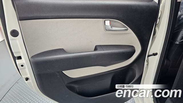 Kia RAY 2022 — photo 15