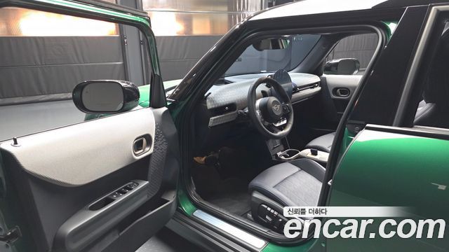 Mini Cooper 2025 — photo 13