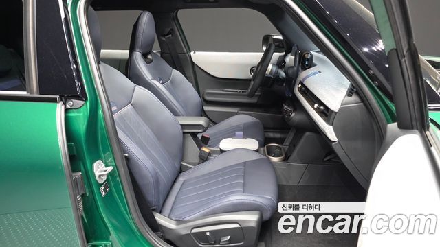 Mini Cooper 2025 — photo 17