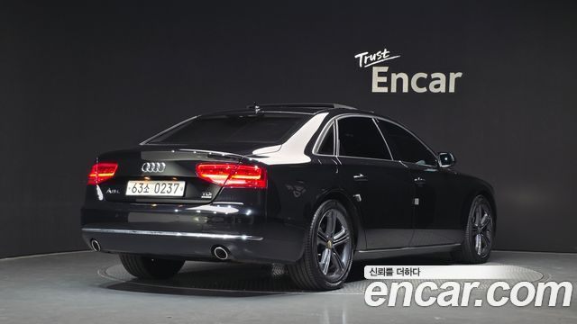 Audi A8 2014 — photo 2
