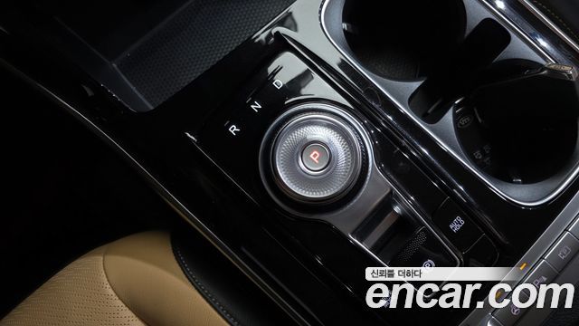 Kia Canival 2021 — photo 12