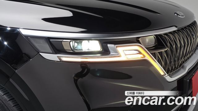 Kia Canival 2021 — photo 8