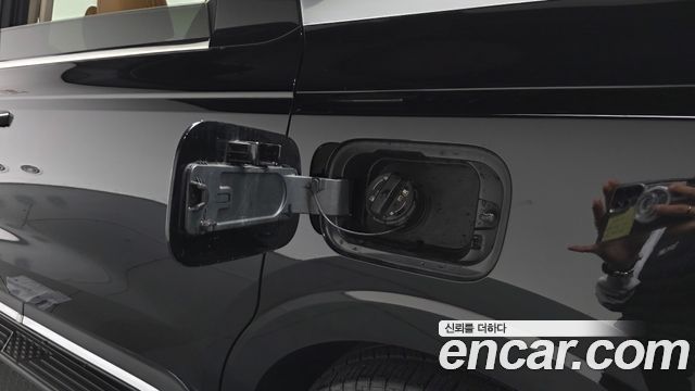 Kia Canival 2021 — photo 42