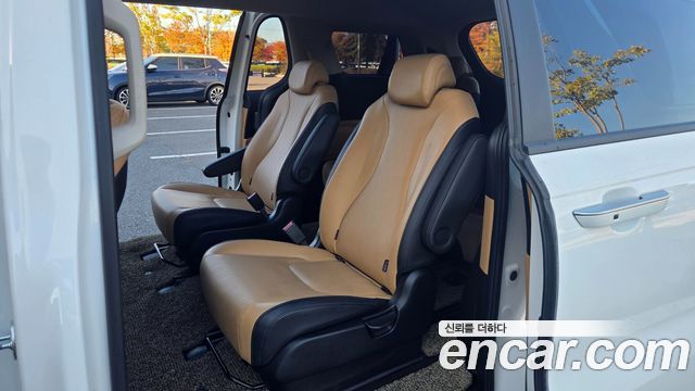 Kia Canival 2022 — photo 10