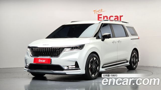 Kia Canival 2021 — photo 1