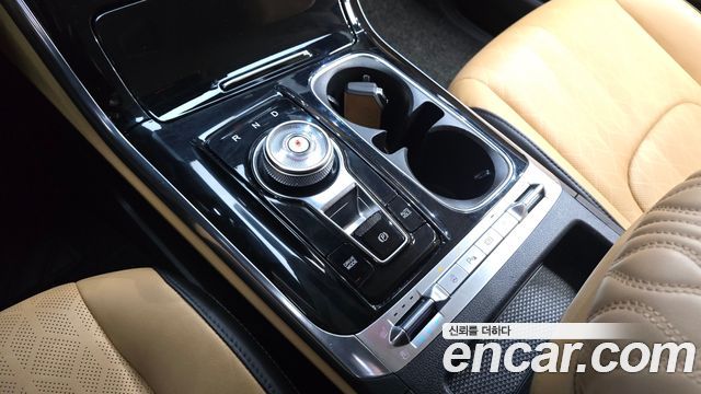 Kia Canival 2021 — photo 9