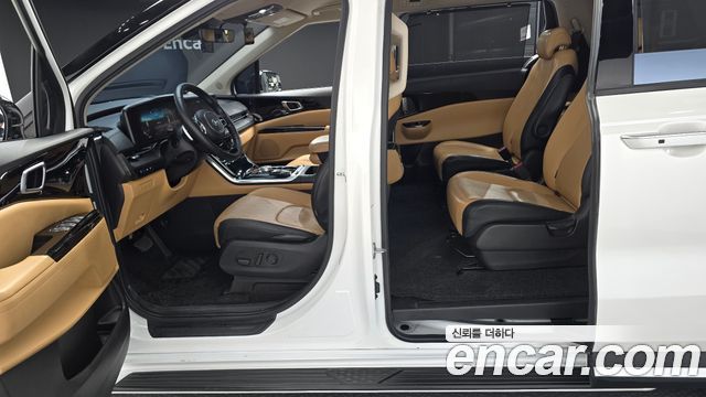 Kia Canival 2021 — photo 11