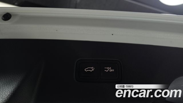 Kia Canival 2021 — photo 15