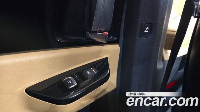 Kia Canival 2021 — photo 20