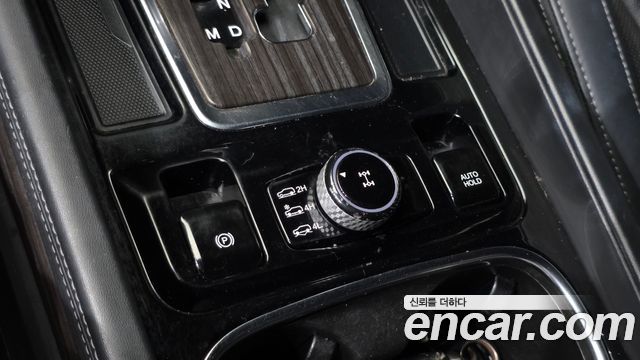 KG Mobility Rexton 2018 — photo 26