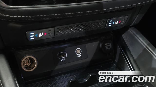 KG Mobility Rexton 2018 — photo 27