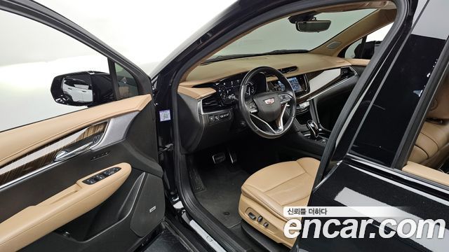 Cadillac XT6 2022 — photo 10