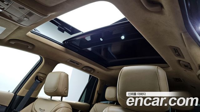 Cadillac XT6 2022 — photo 18