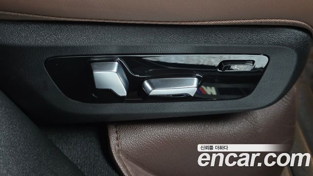 BMW X5 2023 — photo 32
