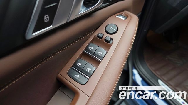 BMW X5 2023 — photo 35