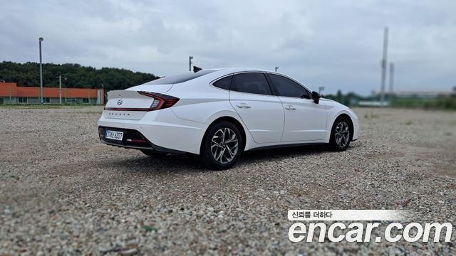 Hyundai Sonata 2022 — photo 6