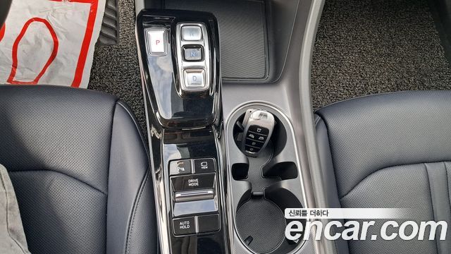 Hyundai Sonata 2022 — photo 13