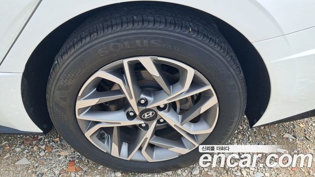 Hyundai Sonata 2022 — photo 18