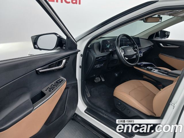 Kia EV6 2022 — photo 13