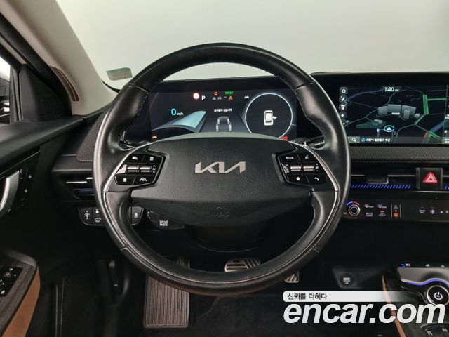 Kia EV6 2022 — photo 19
