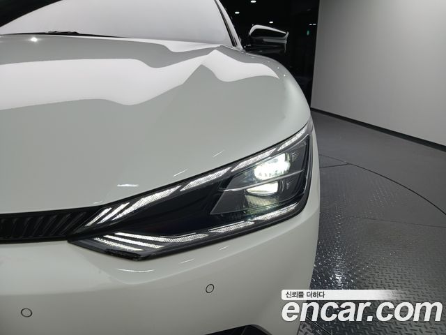 Kia EV6 2022 — photo 8