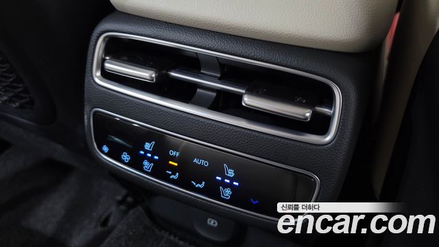 Genesis GV70 2025 — photo 33