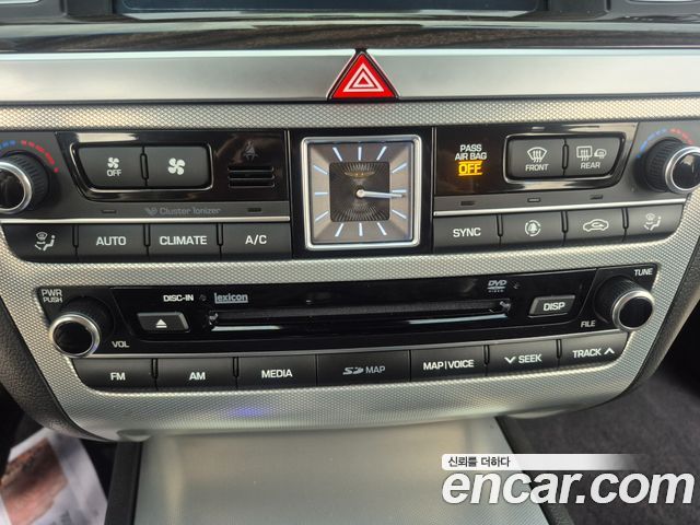 Genesis G80 2018 — photo 11