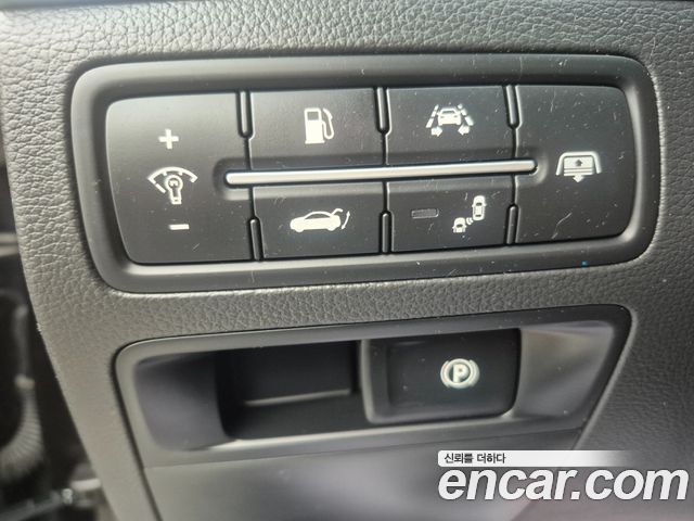 Genesis G80 2018 — photo 13