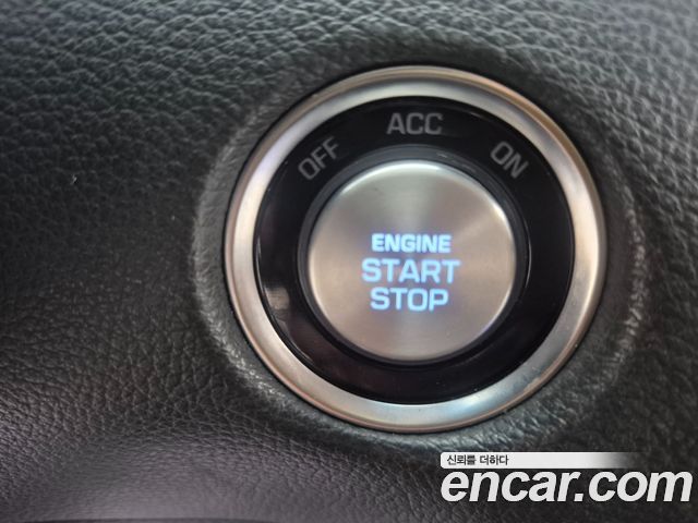Genesis G80 2018 — photo 14