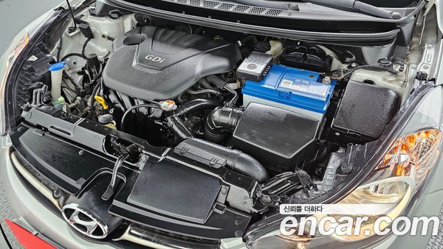 Hyundai AVANTE 2012 — photo 6