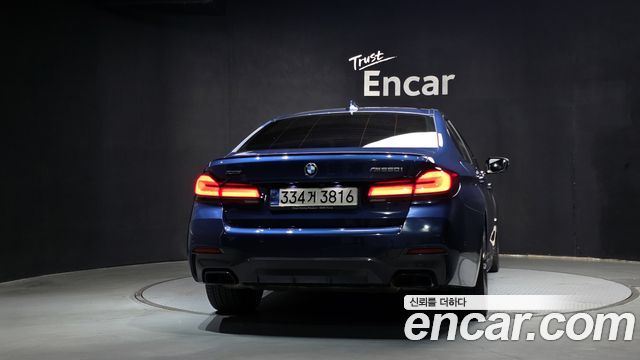 BMW 5-Series 2022 — photo 4