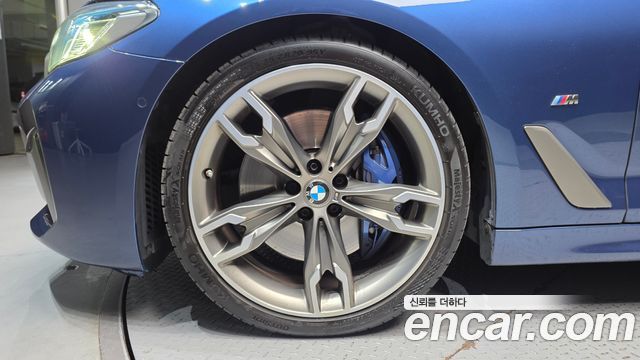 BMW 5-Series 2022 — photo 5
