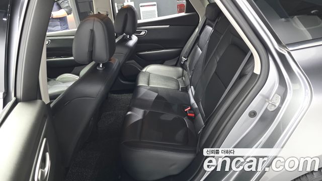 Renault Korea SM6 2019 — photo 17